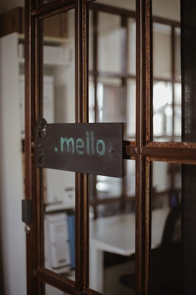 
            История одного рекламного агентства, рассказанная его основателем
        