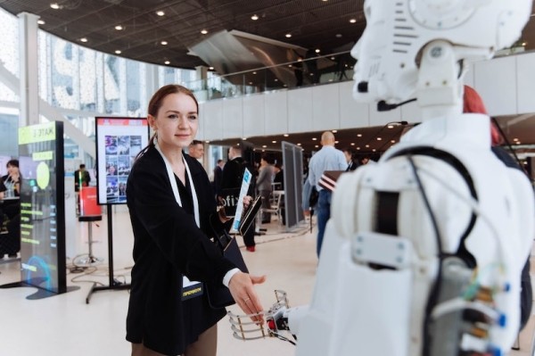 
            Тренды года на TECH WEEK: цифровизация бизнеса и разработка новых российских IT-продуктов
        